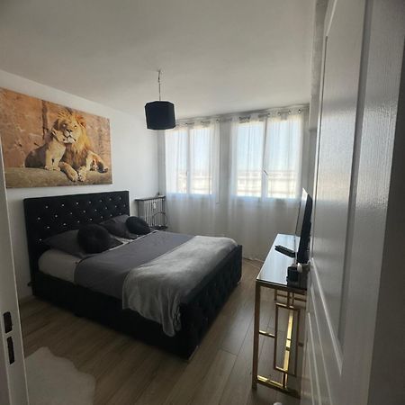 Appartement Proche Aeroport مارينيان المظهر الخارجي الصورة